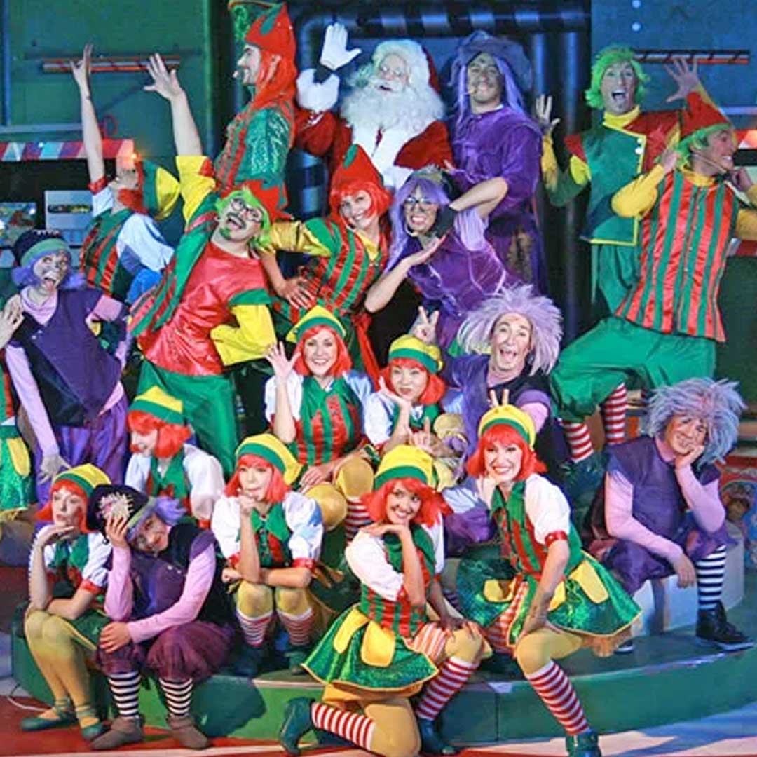 LA-FABRICA-DE-SANTA-OBRA-DE-TEATRO-RAFAEL-SOLANA-foto02
-MYTICKETMX